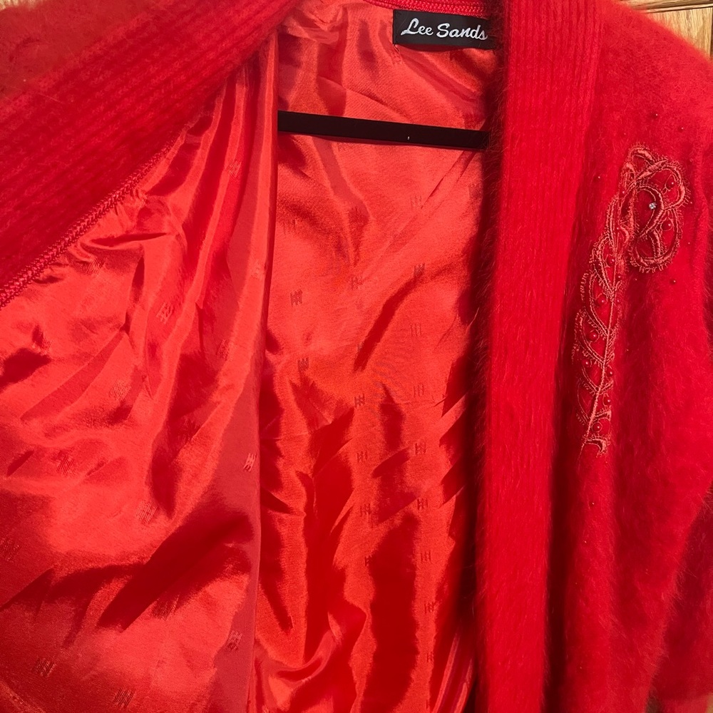 Vintage red angora cardigan. Lee Sands brand. Fully lined. Fits like a l… - Picture 9 of 14